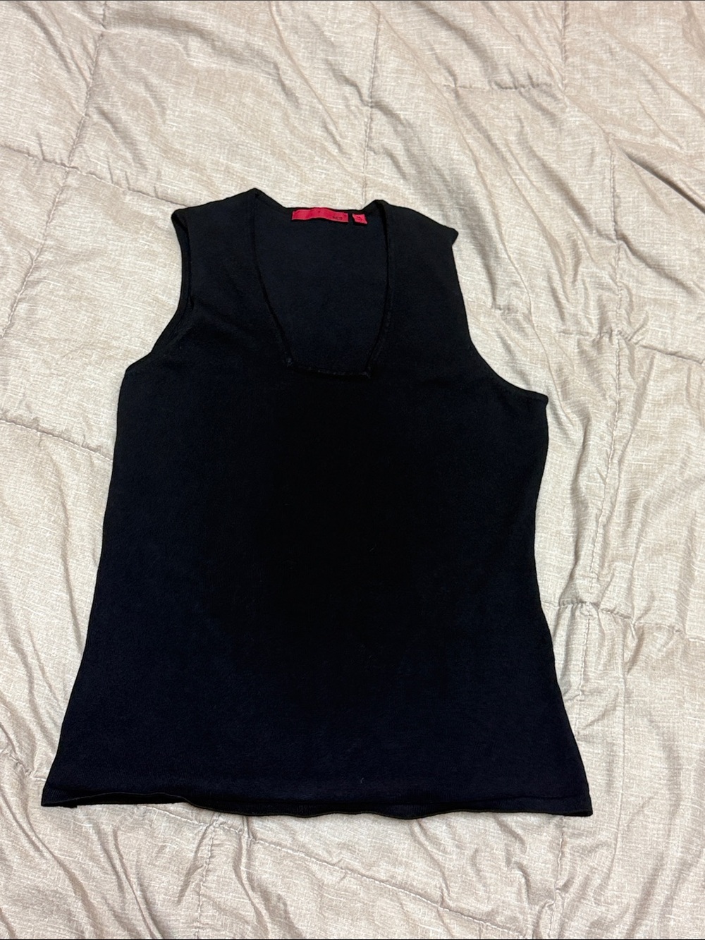 Black Sleeveless V-Neck Knit Tank Top by Red Sleeveless Medium